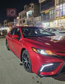 تۆیۆتا کامری